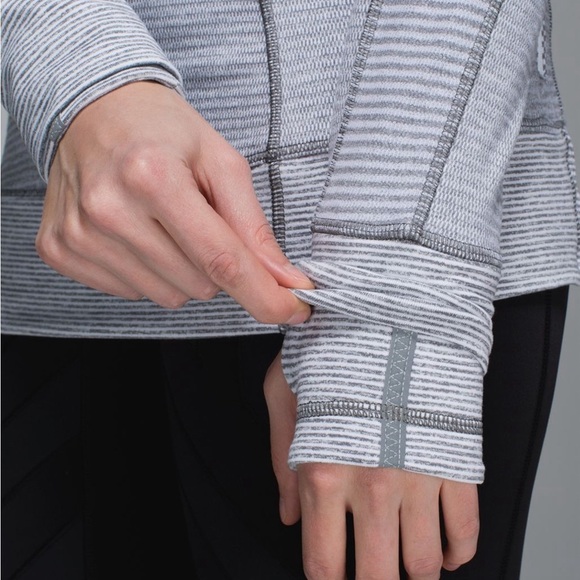 Lululemon Think Fast Hoodie Grey size 2 - Picture 11 of 11